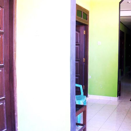 Bayu Murti Homestay ジョグジャカルタ エクステリア 写真